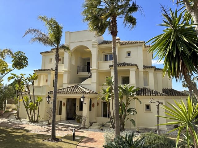 2 chambre Appartement à vendre à Casares Golf - Casares del Sol, Casares avec piscine garage - 425 000 € (Ref: 9574176)