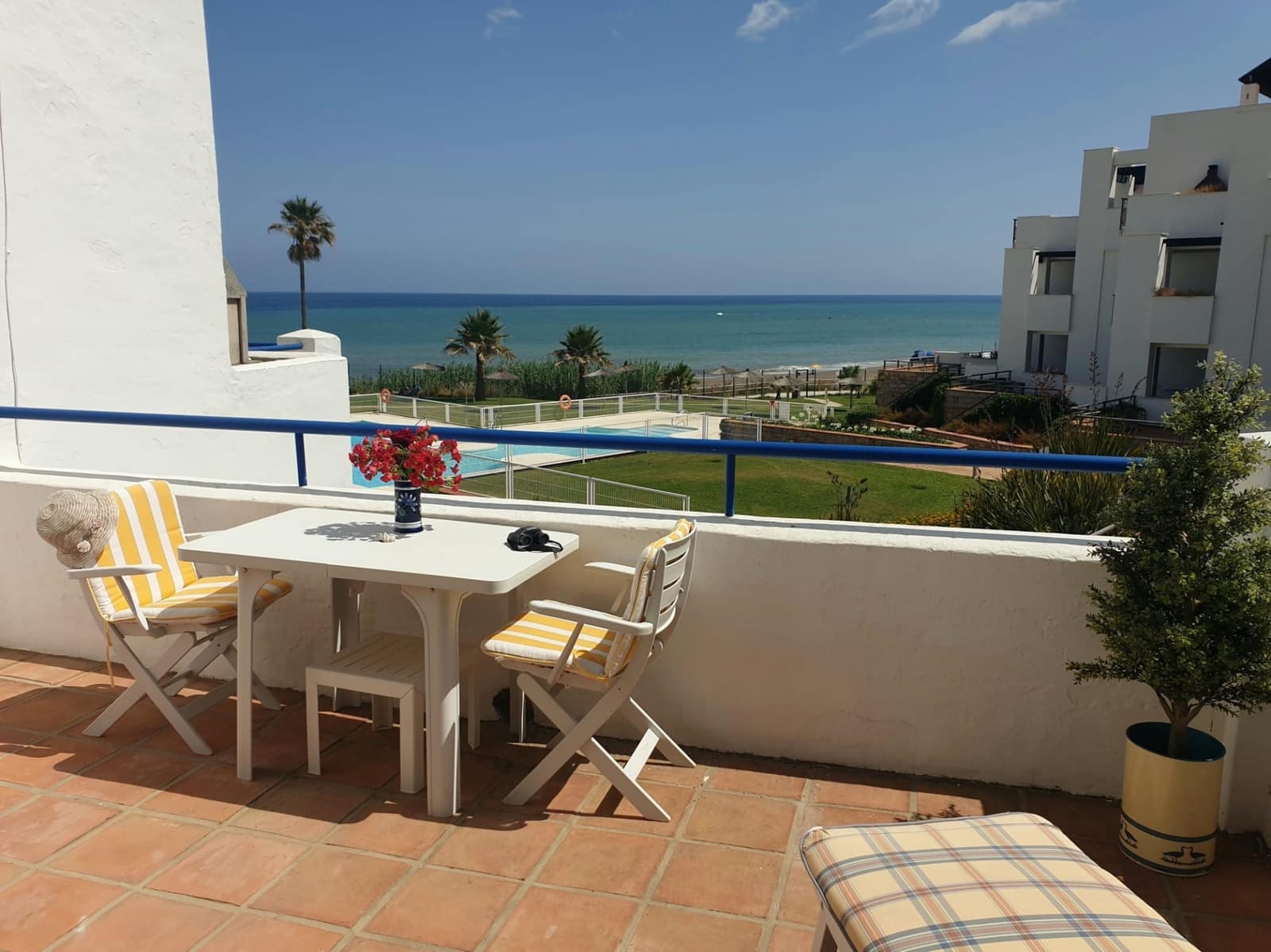 2 bedroom Semi-detached Villa for sale in Casares with pool garage - € 730,000 (Ref: 9576308)
