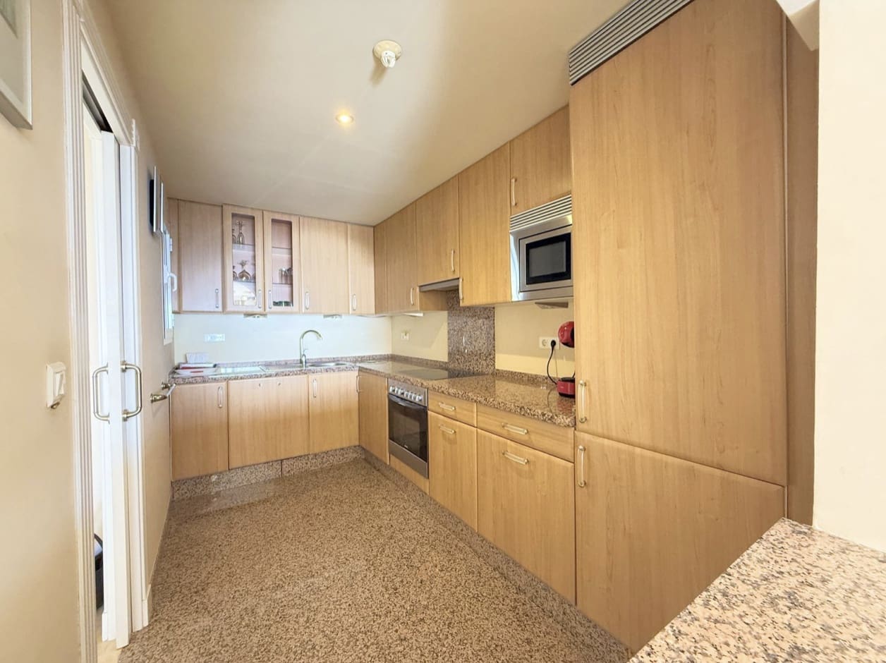 2 bedroom Apartment for sale in Buenas Noches with pool garage - € 555,000 (Ref: 9582508)