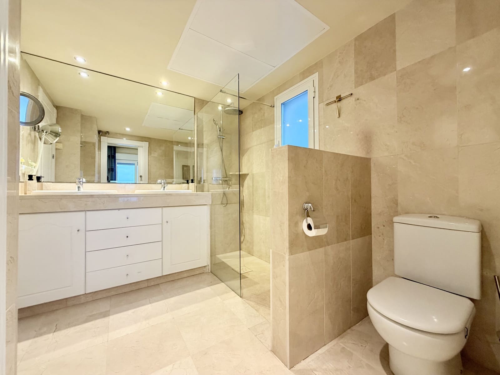 2 bedroom Apartment for sale in Buenas Noches with pool garage - € 555,000 (Ref: 9582508)