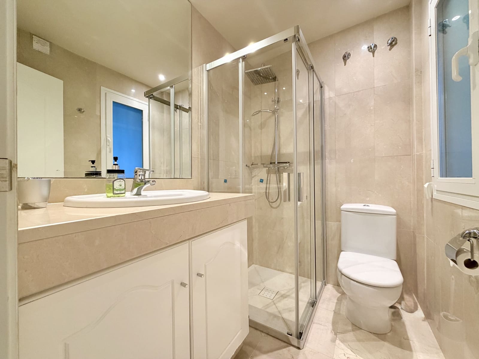 2 bedroom Apartment for sale in Buenas Noches with pool garage - € 555,000 (Ref: 9582508)