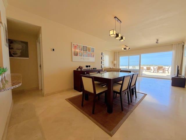 2 soveværelse Lejlighed til salg i Estepona med swimmingpool garage - € 545.000 (Ref: 9582508)