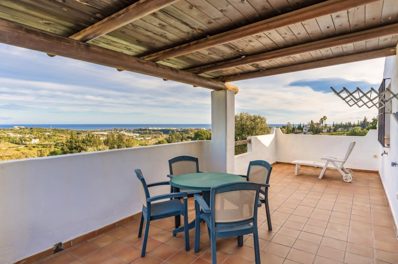 4 sovrum Villa till salu i Estepona med pool garage - 1 300 000 € (Ref: 9599241)