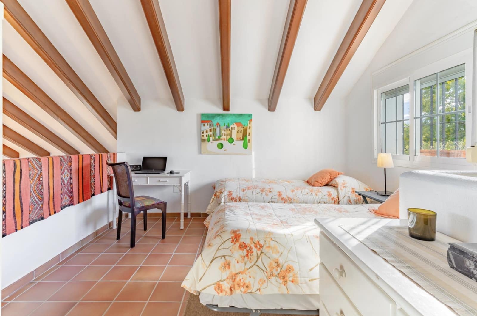 4 bedroom Villa for sale in Estepona with pool garage - € 1,300,000 (Ref: 9599241)