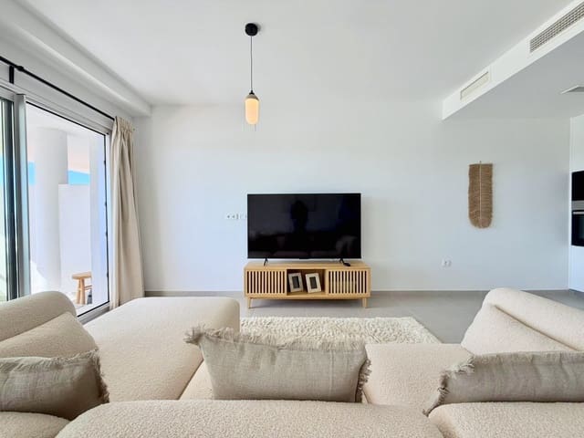 3 soveværelse Lejlighed til leje i Cancelada, Estepona med swimmingpool garage - € 2.750 (Ref: 9604826)