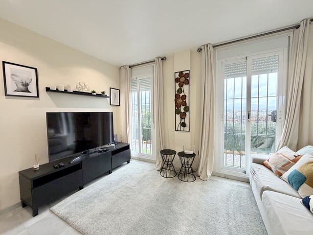 3 slaapkamer Appartement te koop in La Duquesa / Puerto de la Duquesa, Manilva met zwembad - € 315.000 (Ref: 9604834)