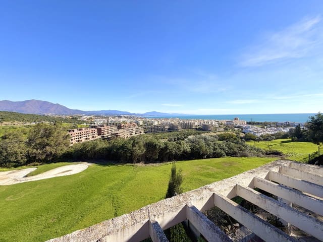 3 slaapkamer Appartement te koop in La Duquesa / Puerto de la Duquesa, Manilva met zwembad - € 315.000 (Ref: 9604834)