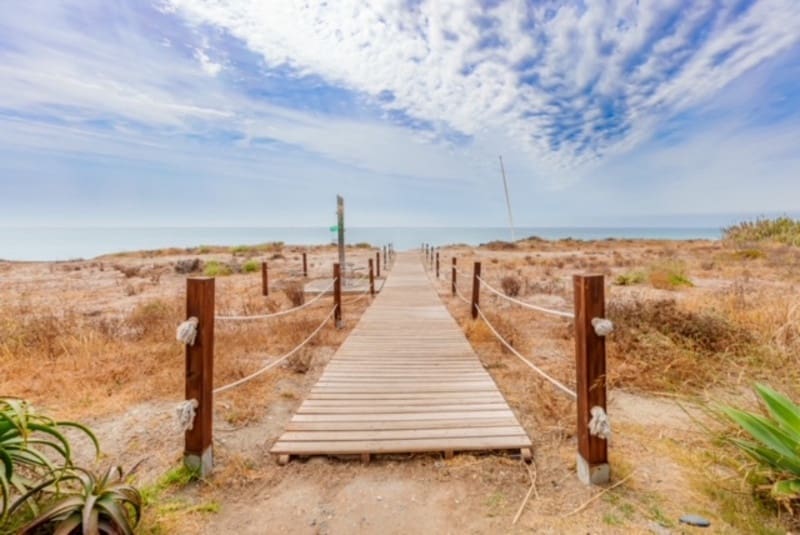 Casa de 4 habitaciones en Saladillo-Benamara en venta con piscina garaje - 1.475.000 € (Ref: 9625456)