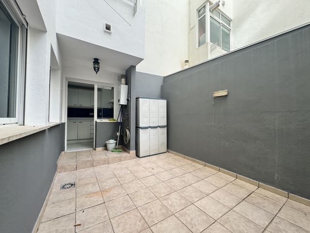 2 bedroom Apartment for sale in San Pedro de Alcántara Pueblo, Marbella with pool - € 275,000 (Ref: 9666183)