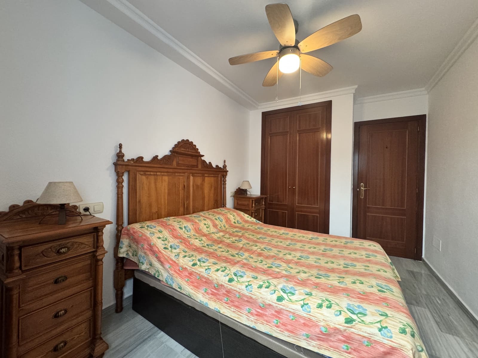 2 bedroom Apartment for sale in San Pedro de Alcantara with pool - € 275,000 (Ref: 9666183)