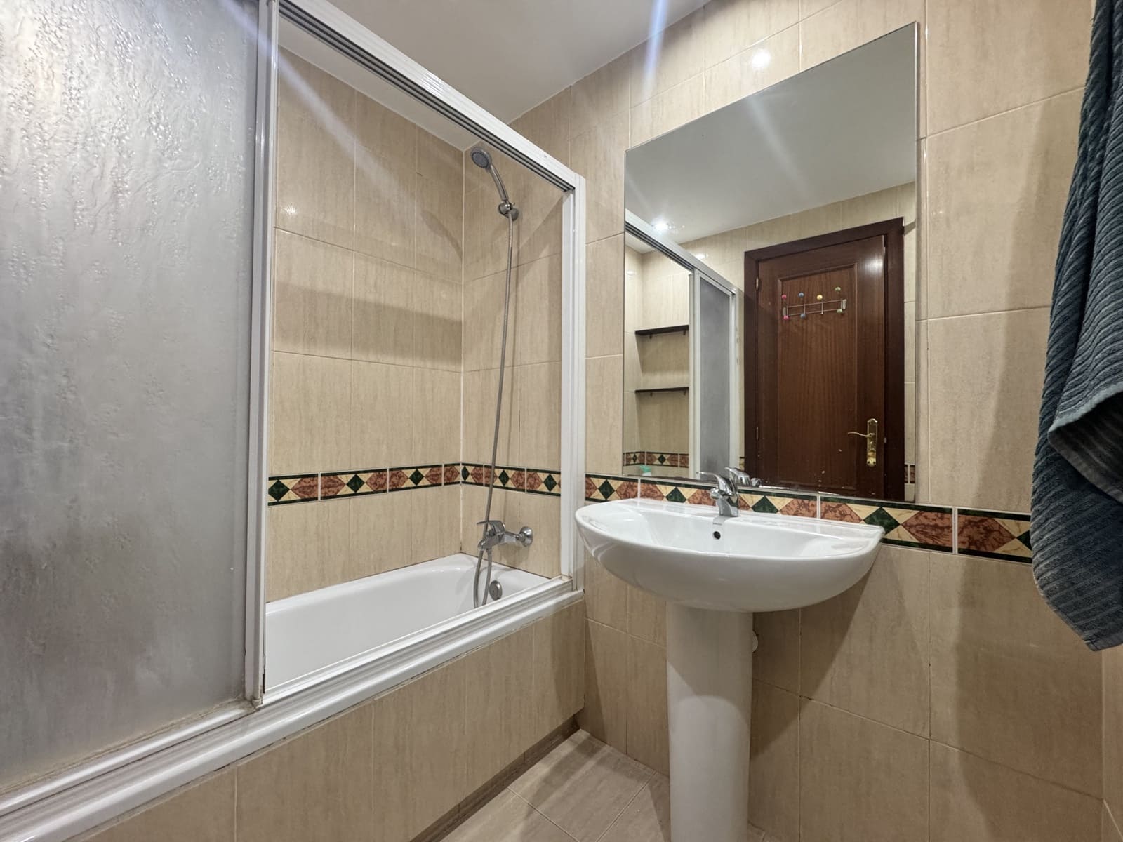 2 bedroom Apartment for sale in San Pedro de Alcantara with pool - € 275,000 (Ref: 9666183)