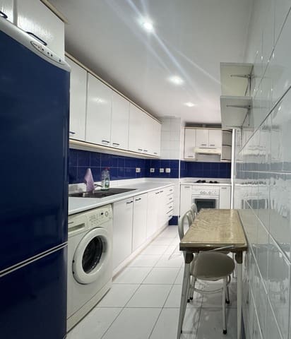 2 quarto Apartamento para venda em San Pedro de Alcántara Pueblo, Marbella com piscina - 255 000 € (Ref: 9666183)