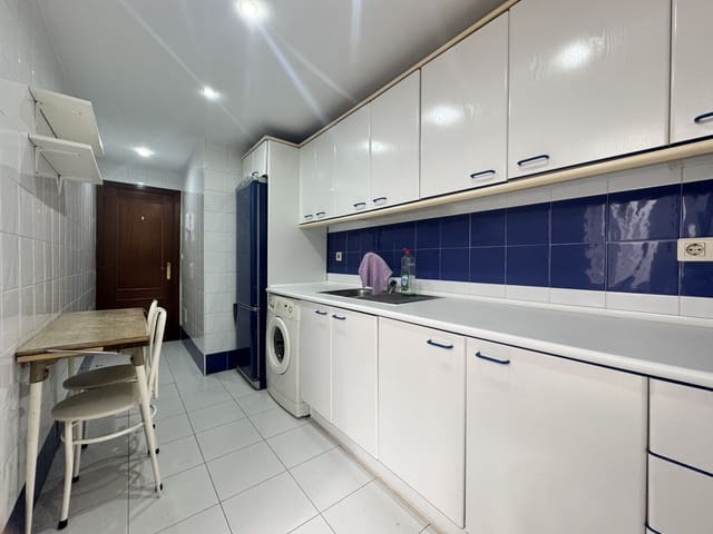 2 quarto Apartamento para venda em San Pedro de Alcántara Pueblo, Marbella com piscina - 255 000 € (Ref: 9666183)