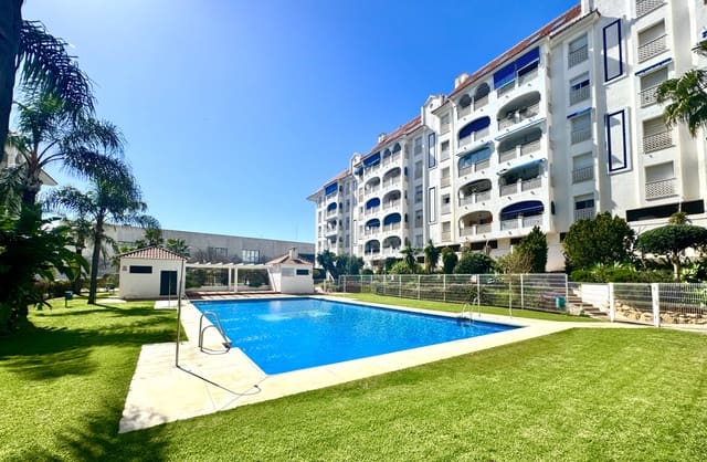 2 quarto Apartamento para venda em San Pedro de Alcántara Pueblo, Marbella com piscina - 255 000 € (Ref: 9666183)