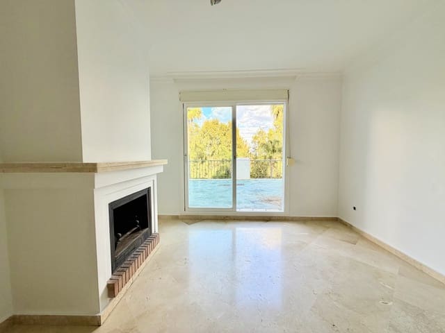 2 sypialnia Apartament na sprzedaż w Bahia de Casares, Casares z basenem garażem - 285 000 € (Ref: 9674004)