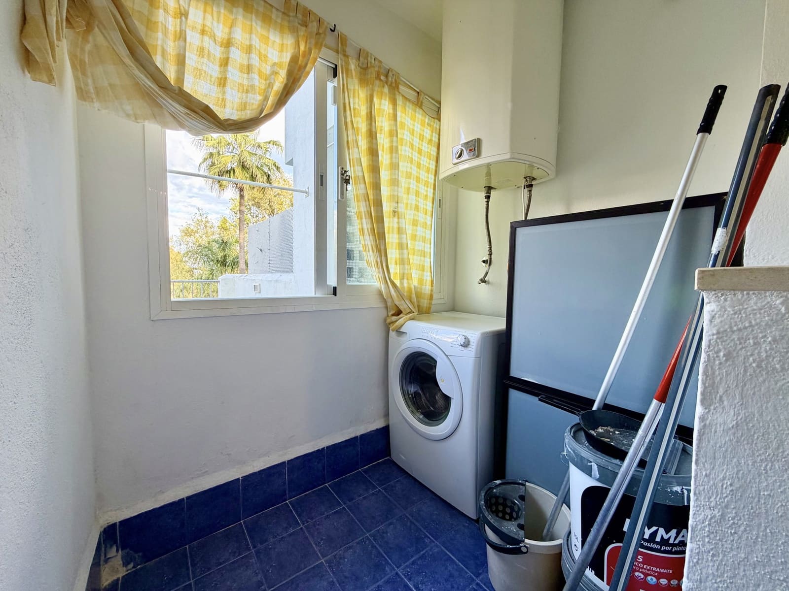 2 sypialnia Apartament na sprzedaż w Bahia de Casares z basenem garażem - 285 000 € (Ref: 9674004)