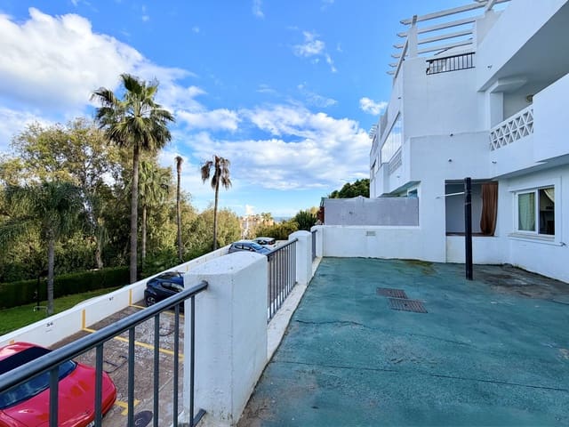 2 sypialnia Apartament na sprzedaż w Bahia de Casares, Casares z basenem garażem - 285 000 € (Ref: 9674004)