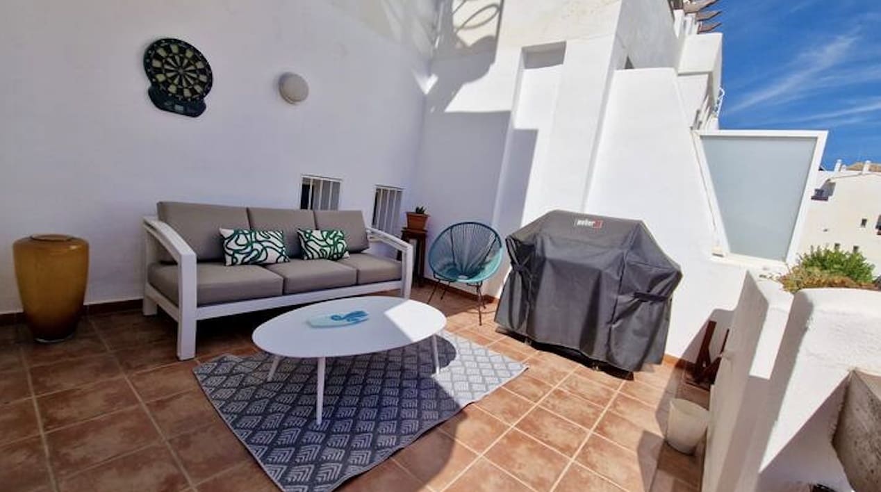 2 slaapkamer Appartement te koop in Estepona met zwembad garage - € 280.000 (Ref: 9677054)