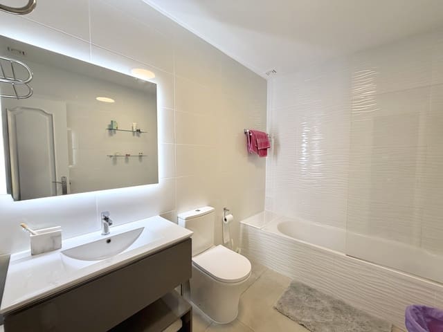 3 sovrum Villa till salu i Casares Pueblo, Casares med pool - 395 000 € (Ref: 9679661)