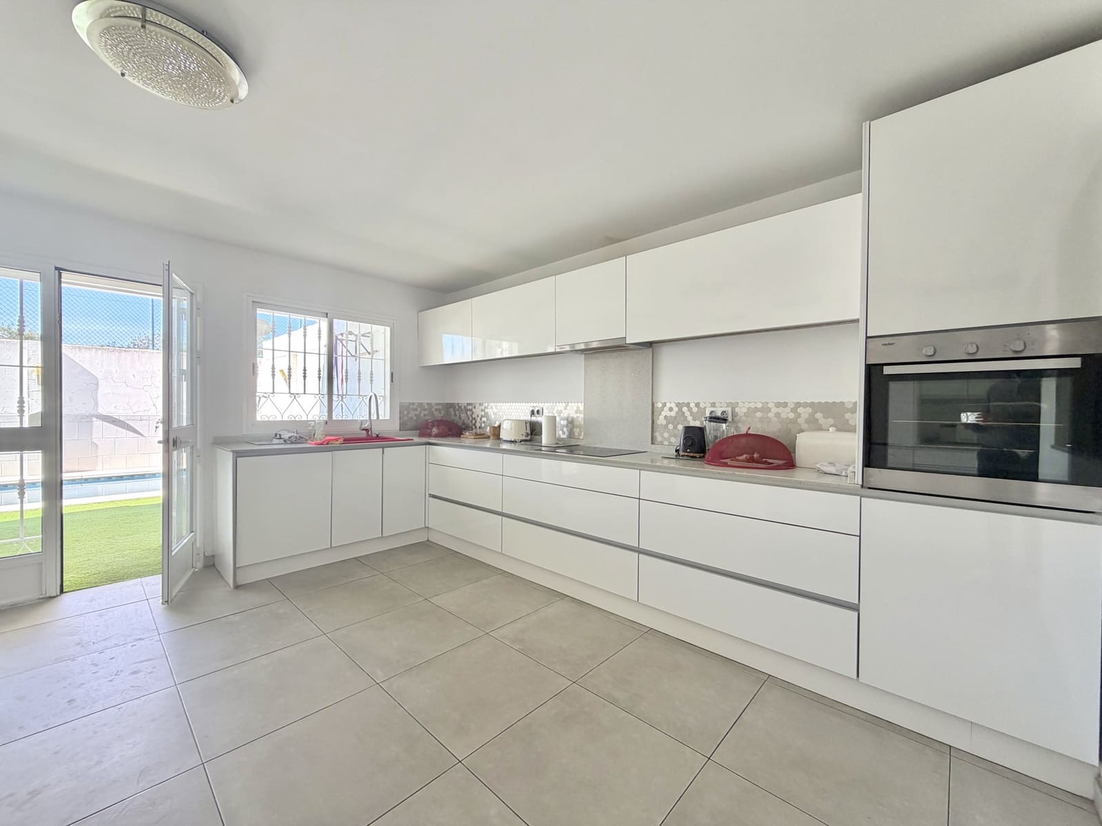 3 sovrum Villa till salu i Casares med pool - 395 000 € (Ref: 9679661)