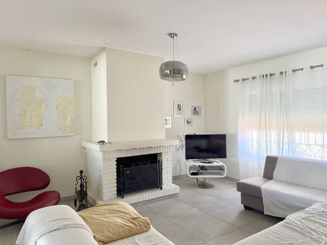 3 sovrum Villa till salu i Casares Pueblo, Casares med pool - 395 000 € (Ref: 9679661)