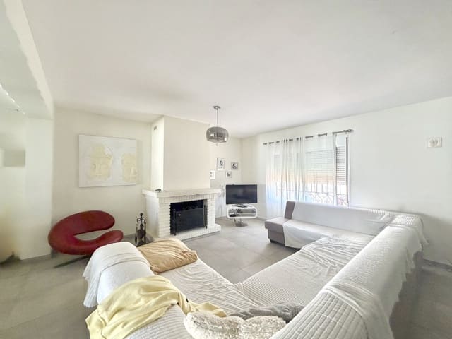 3 sovrum Villa till salu i Casares Pueblo, Casares med pool - 395 000 € (Ref: 9679661)