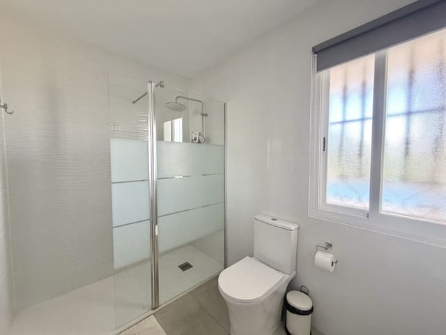 3 sovrum Villa till salu i Casares Pueblo, Casares med pool - 395 000 € (Ref: 9679661)