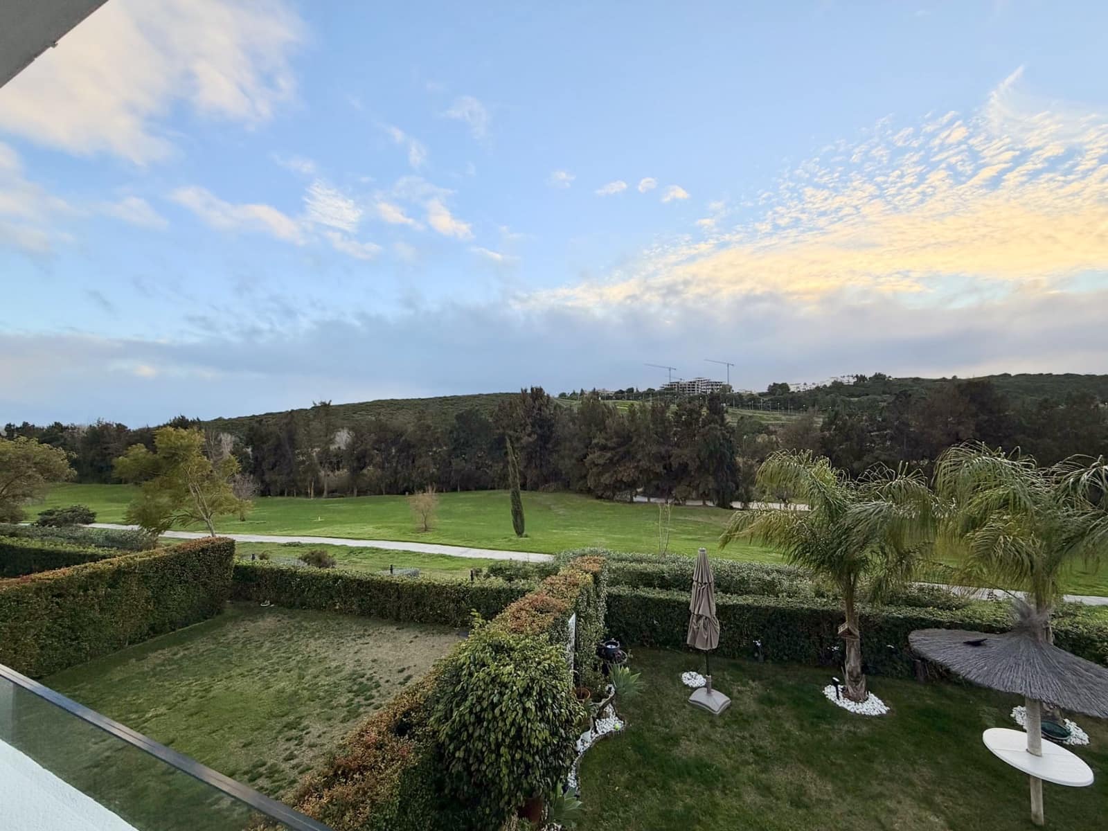 3 bedroom Apartment for rent in Casares with pool garage - € 2,200 (Ref: 9698184)