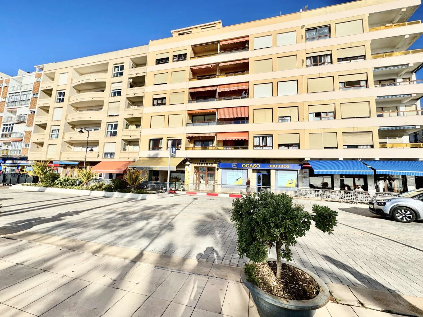 3 bedroom Apartment for sale in Estepona - € 425,000 (Ref: 9721478)