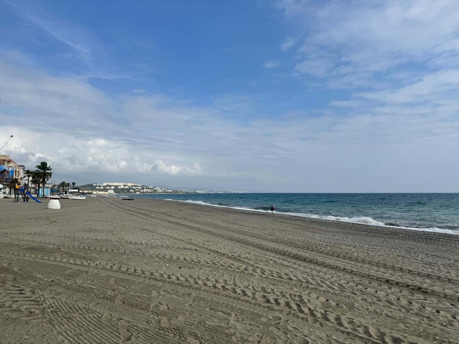 3 bedroom Apartment for sale in Estepona - € 425,000 (Ref: 9721478)