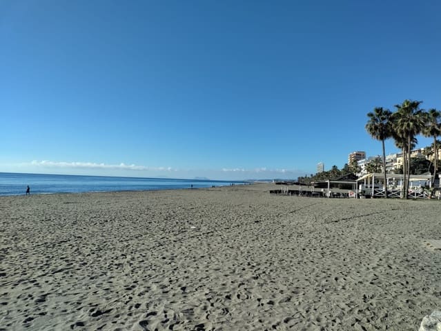 3 sovrum Lägenhet till salu i Estepona - 425 000 € (Ref: 9721478)