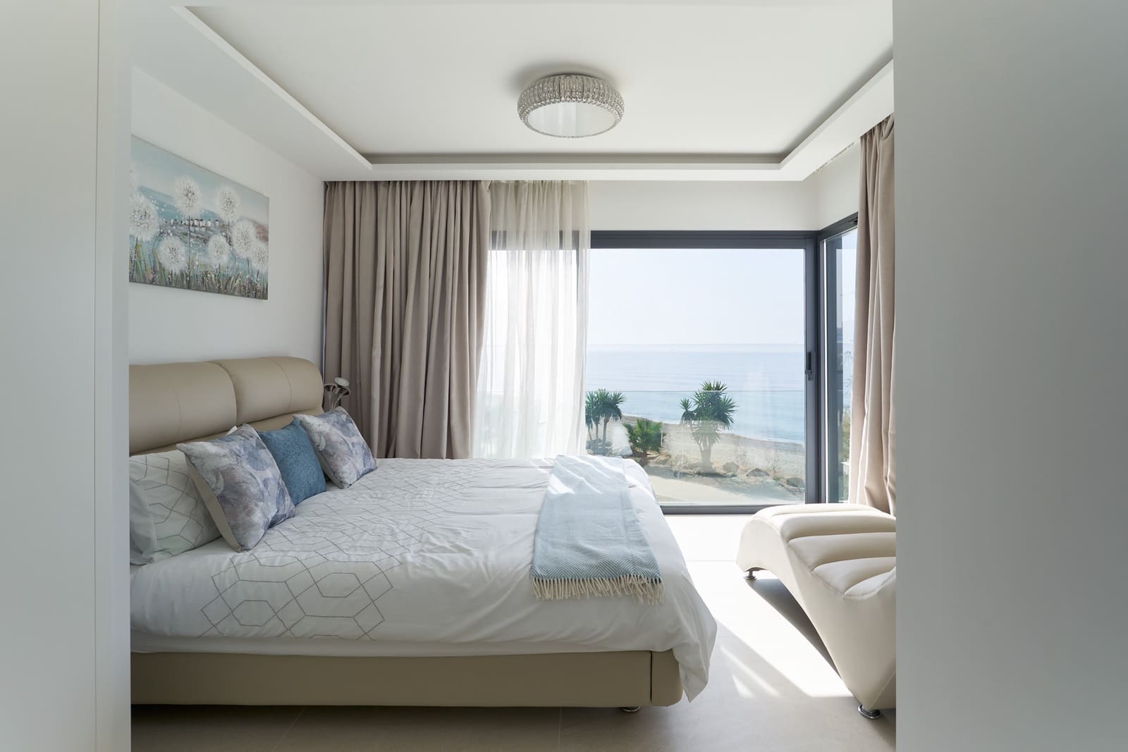 3 sypialnia Dom na sprzedaż w Estepona z basenem garażem - 3 450 000 € (Ref: 9721479)