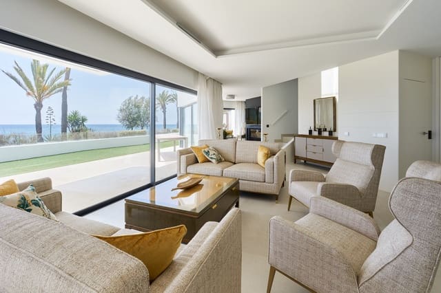 Casa de 3 habitaciones en Guadalobón, Estepona en venta con piscina garaje - 3.450.000 € (Ref: 9721479)
