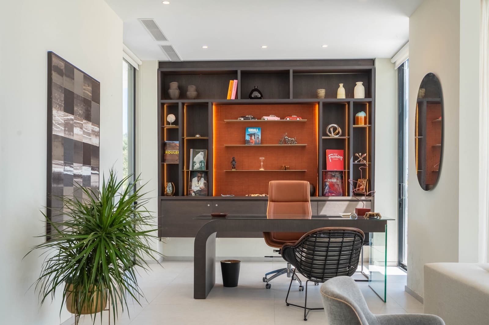 9 bedroom Villa for holiday rental in New Golden Mile with pool garage - € 25,000 (Ref: 9790838)