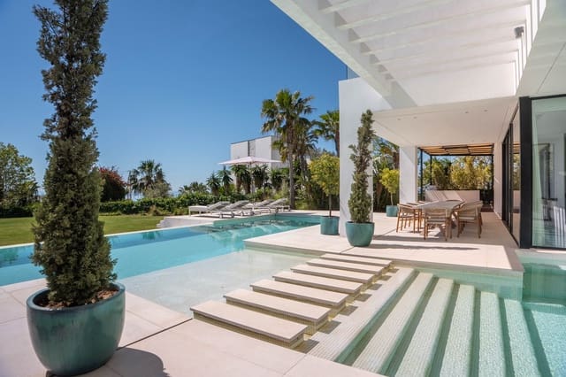 9 makuuhuone Huvila lomavuokrausta paikassa Selwo, Estepona mukana uima-altaan 
autotalli - 25 000 € (Ref: 9790838)