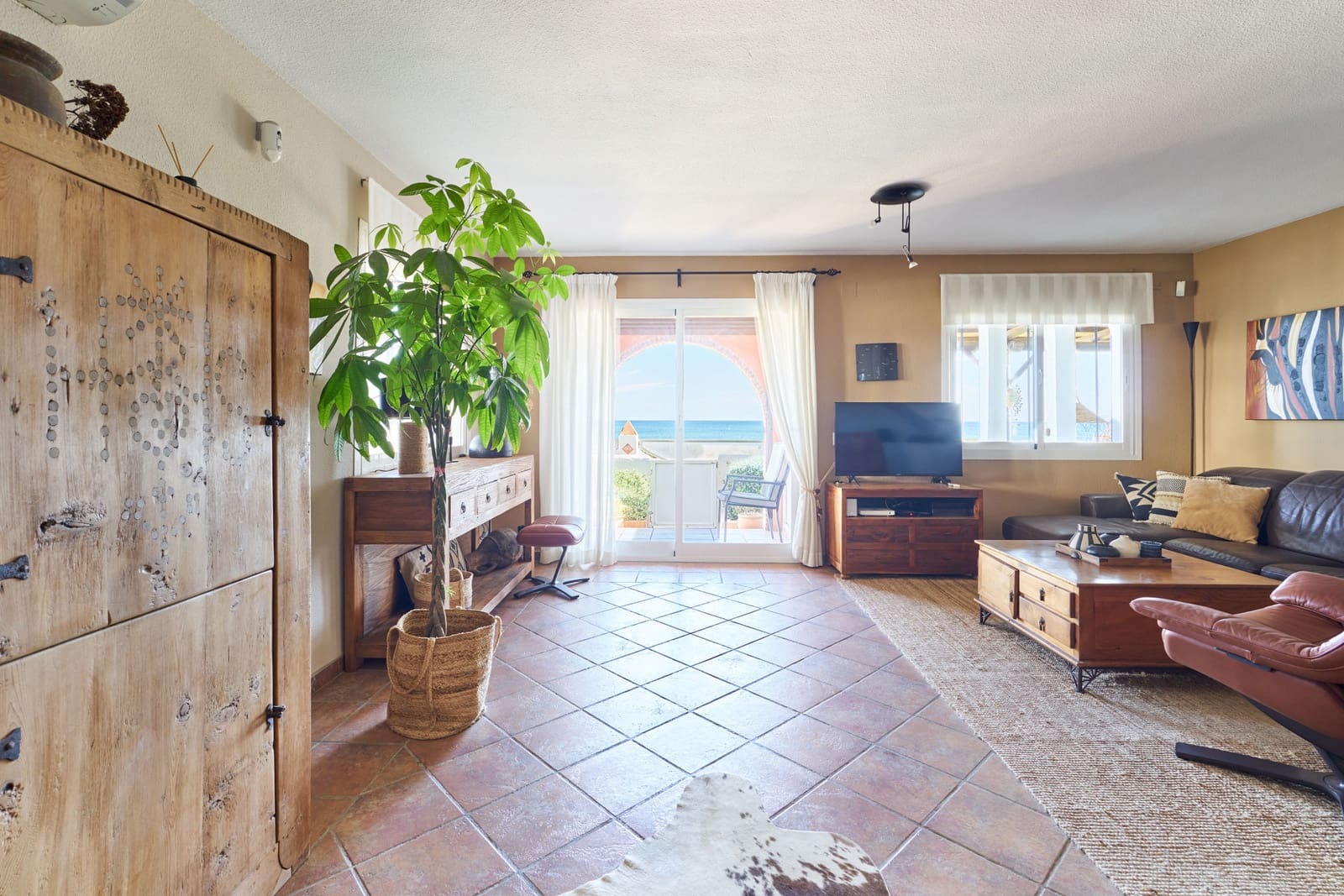 3 bedroom Townhouse for sale in Casares with pool garage - € 998,000 (Ref: 9804131)