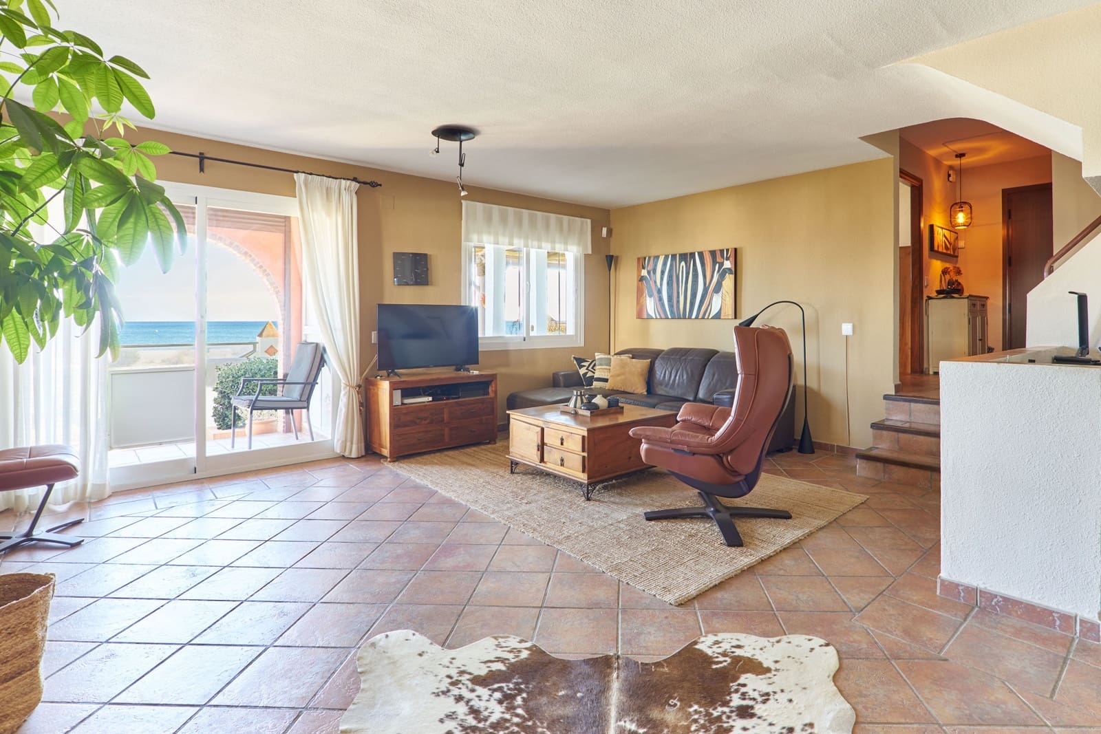 3 bedroom Townhouse for sale in Casares with pool garage - € 998,000 (Ref: 9804131)