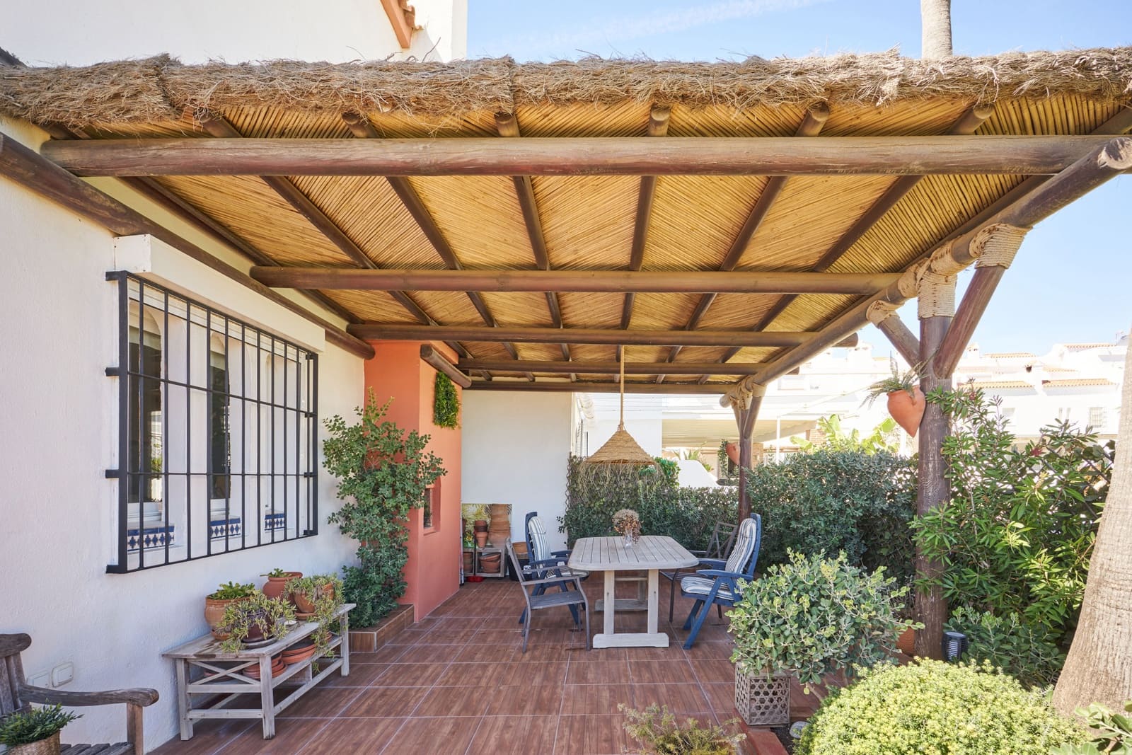 3 bedroom Townhouse for sale in Casares with pool garage - € 998,000 (Ref: 9804131)