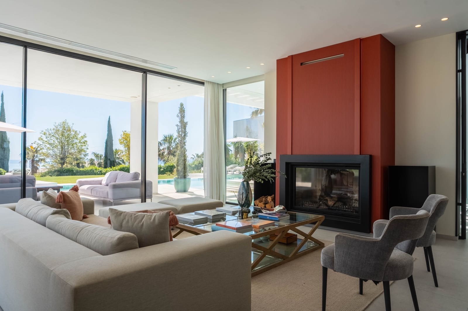 9 bedroom Villa for sale in Estepona with pool garage - € 12,000,000 (Ref: 9815718)