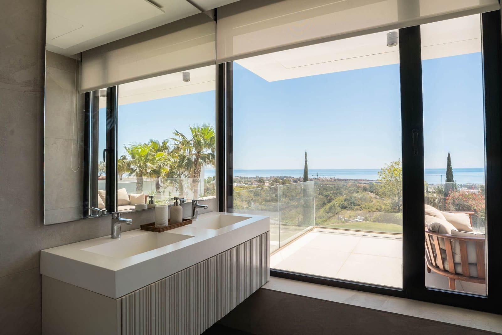 9 bedroom Villa for sale in Estepona with pool garage - € 12,000,000 (Ref: 9815718)