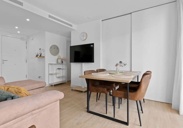 2 quarto Apartamento para arrendar em Casares Pueblo, Casares com piscina garagem - 1 500 € (Ref: 9817842)
