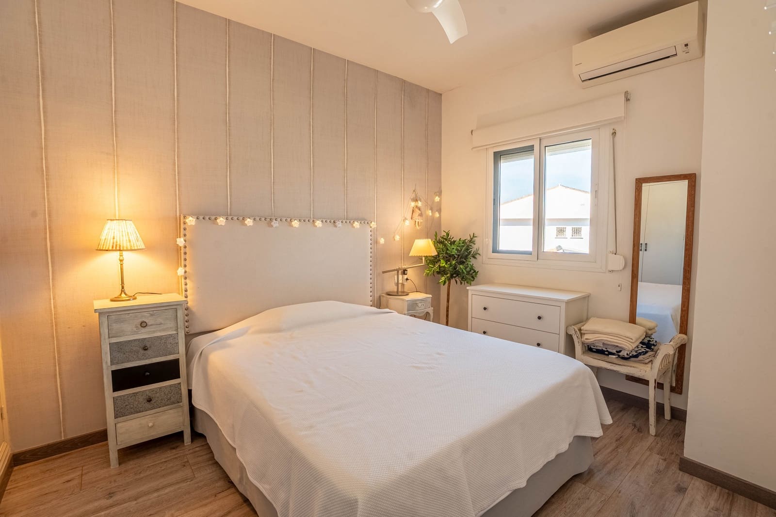 3 sovrum Hus till salu i Estepona med pool garage - 850 000 € (Ref: 9831255)