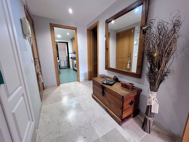 2 slaapkamer Appartement te koop in Selwo, Estepona met zwembad garage - € 380.000 (Ref: 9831256)