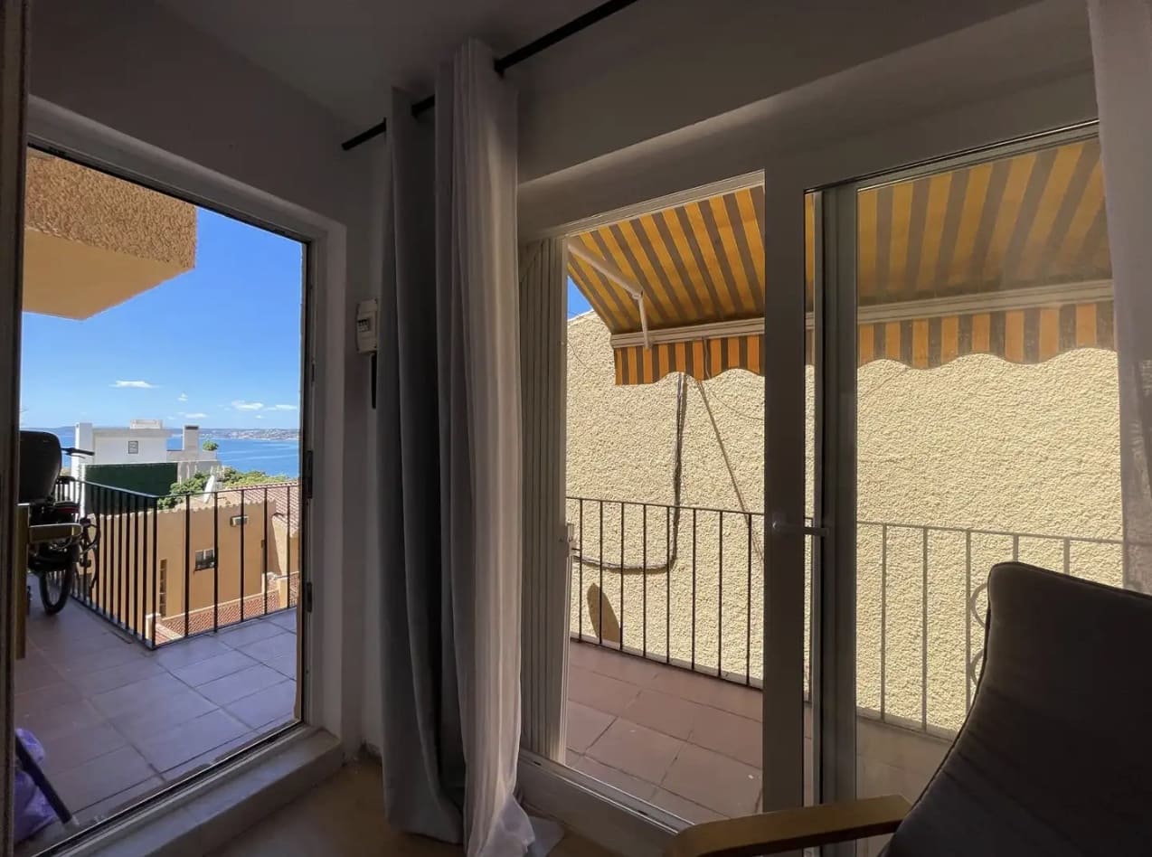 1 chambre Appartement à vendre à Estepona avec piscine garage - 256 000 € (Ref: 9849198)