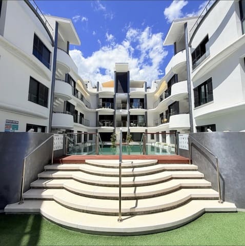 1 bedroom Apartment for sale in Centro, Estepona with pool - € 299,000 (Ref: 9849199)