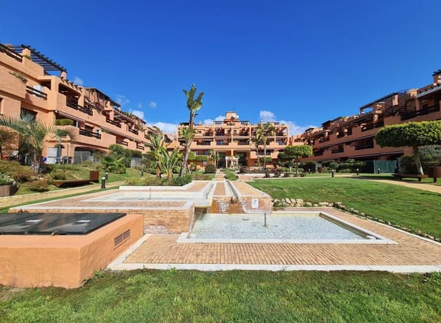 1 chambre Appartement à vendre à Zona de Punta Plata, Estepona avec piscine garage - 319 000 € (Ref: 9849200)