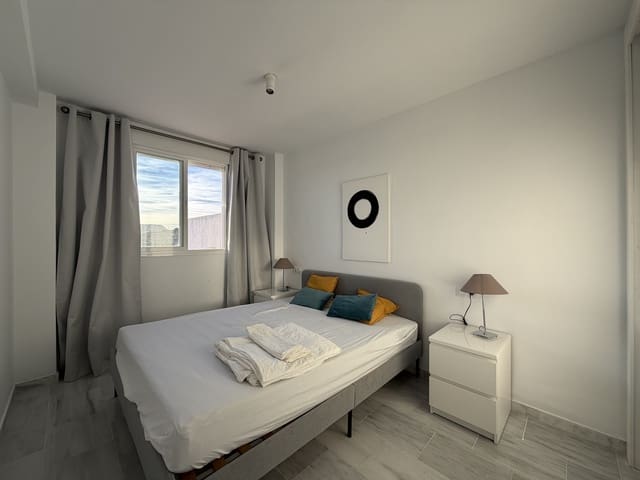 2 chambre Penthouse à vendre à Doña Julia Golf, Casares avec garage - 249 000 € (Ref: 9868412)