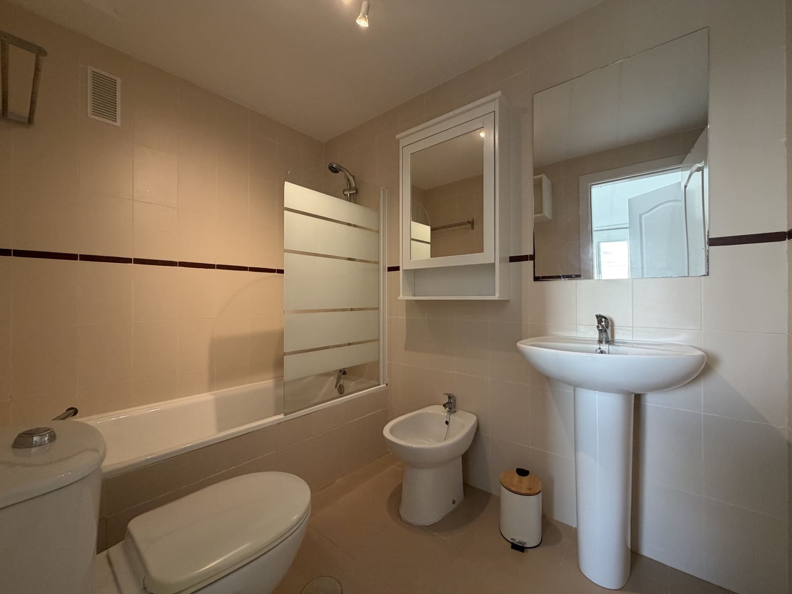 2 bedroom Penthouse for sale in Casares with garage - € 249,000 (Ref: 9868412)