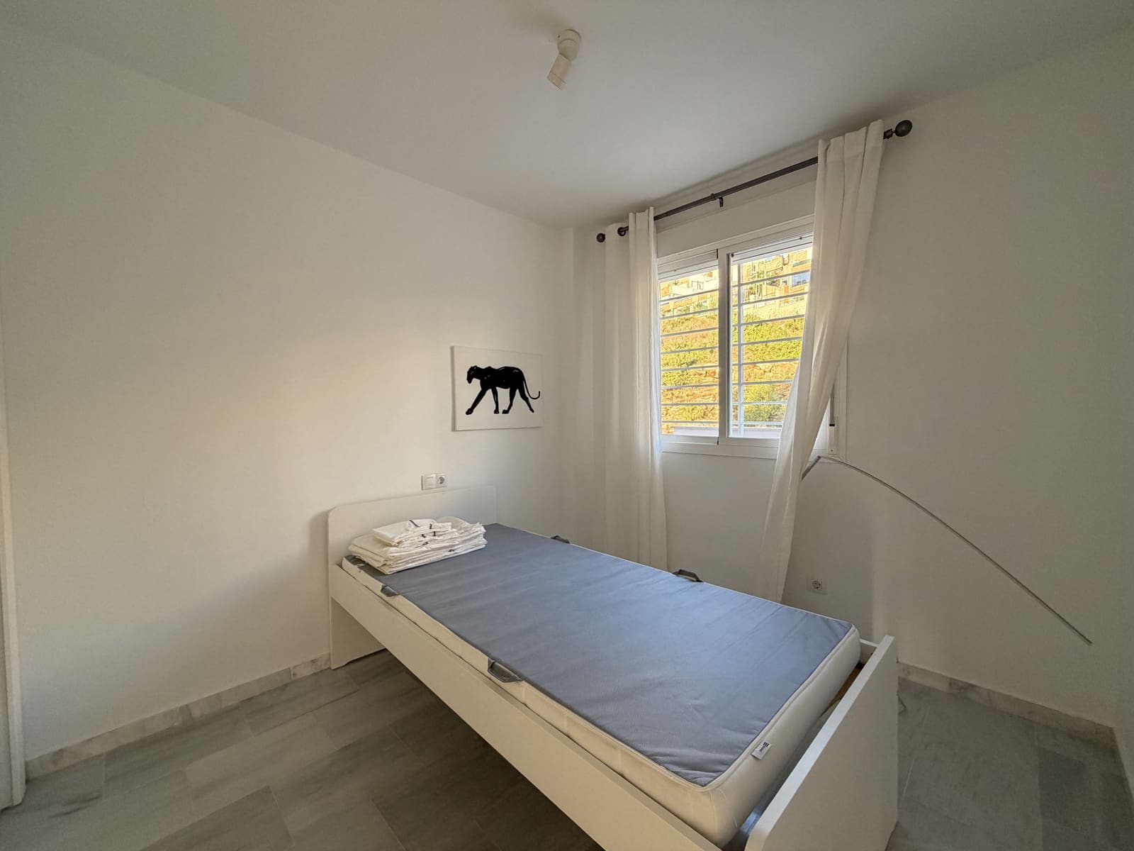 2 bedroom Penthouse for sale in Casares with garage - € 249,000 (Ref: 9868412)