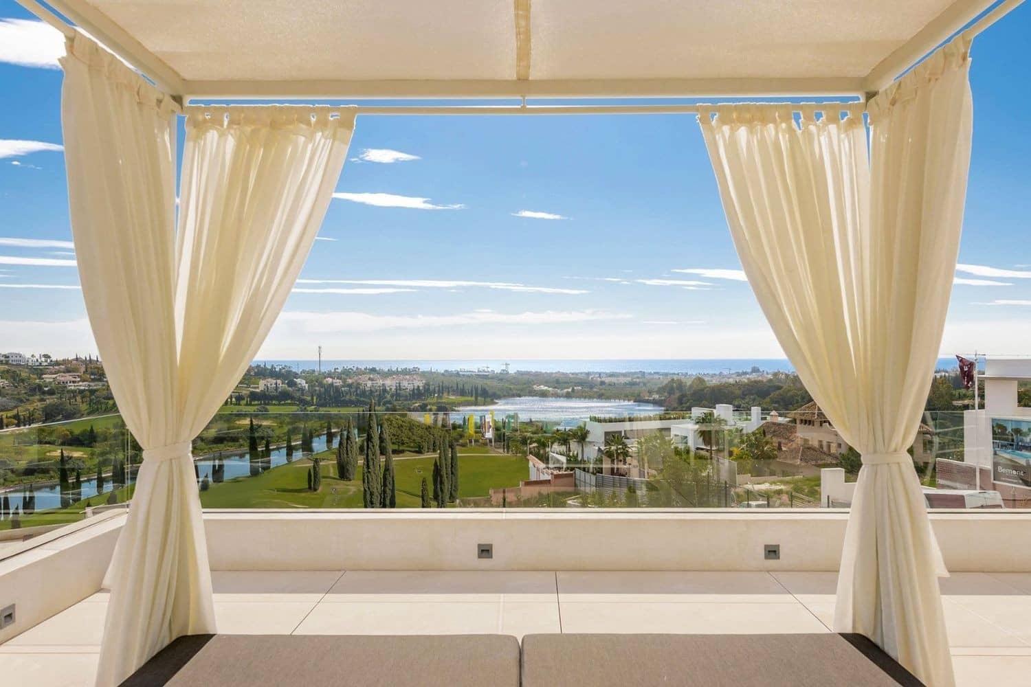 8 bedroom Villa for holiday rental in Los Flamingos with pool garage - € 39,200 (Ref: 9899260)